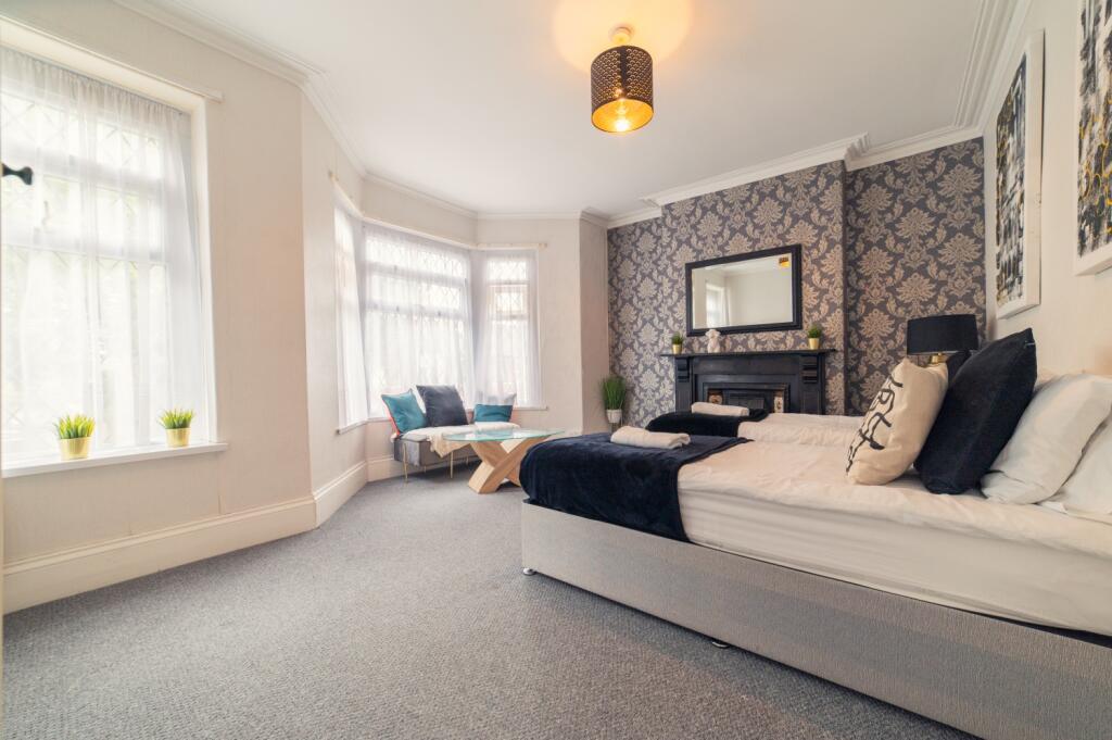 Additional image 21 of Corporation Road, Grangetown