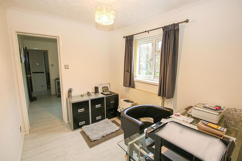 Additional image 10 of Elliott Close, Newmarket