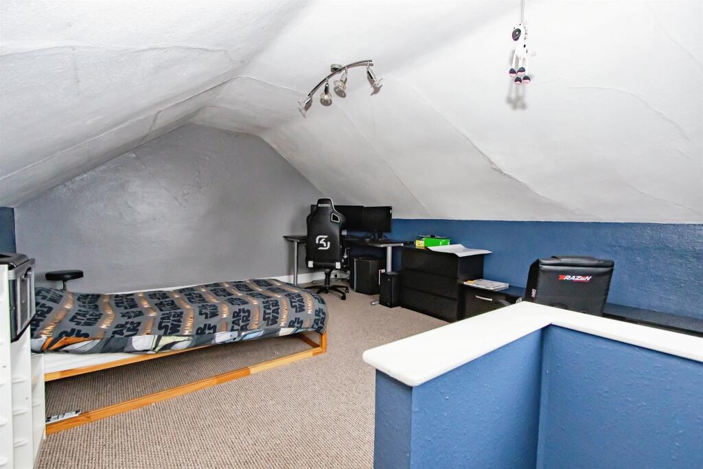 Additional image 9 of Colmer Road, Yeovil