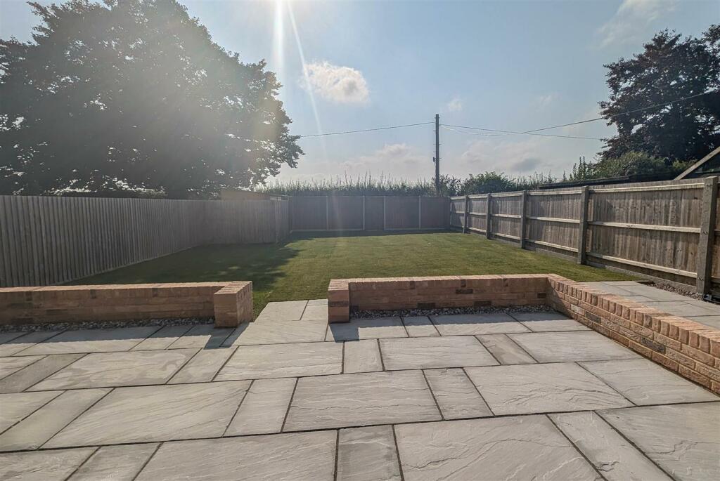 Additional image 19 of Ditchfield, Reach