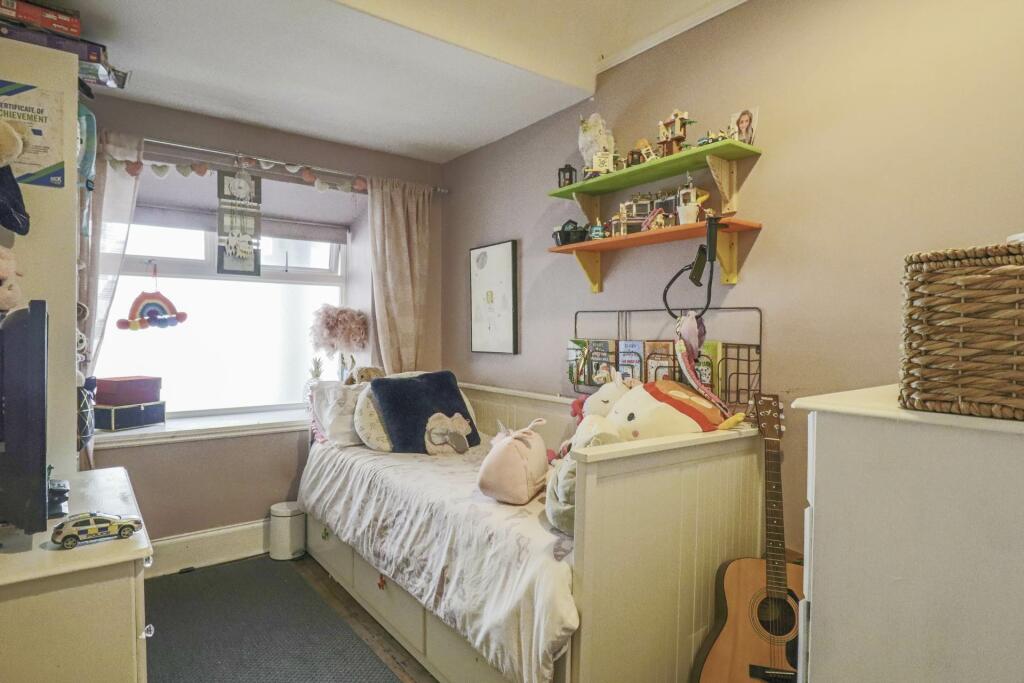 Additional image 9 of Clarence Road North - Victorian Flat