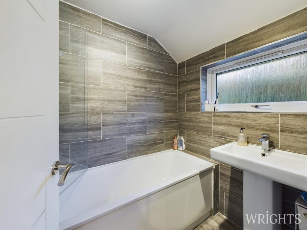 Additional image 11 of Cornmead, Welwyn Garden City, AL8