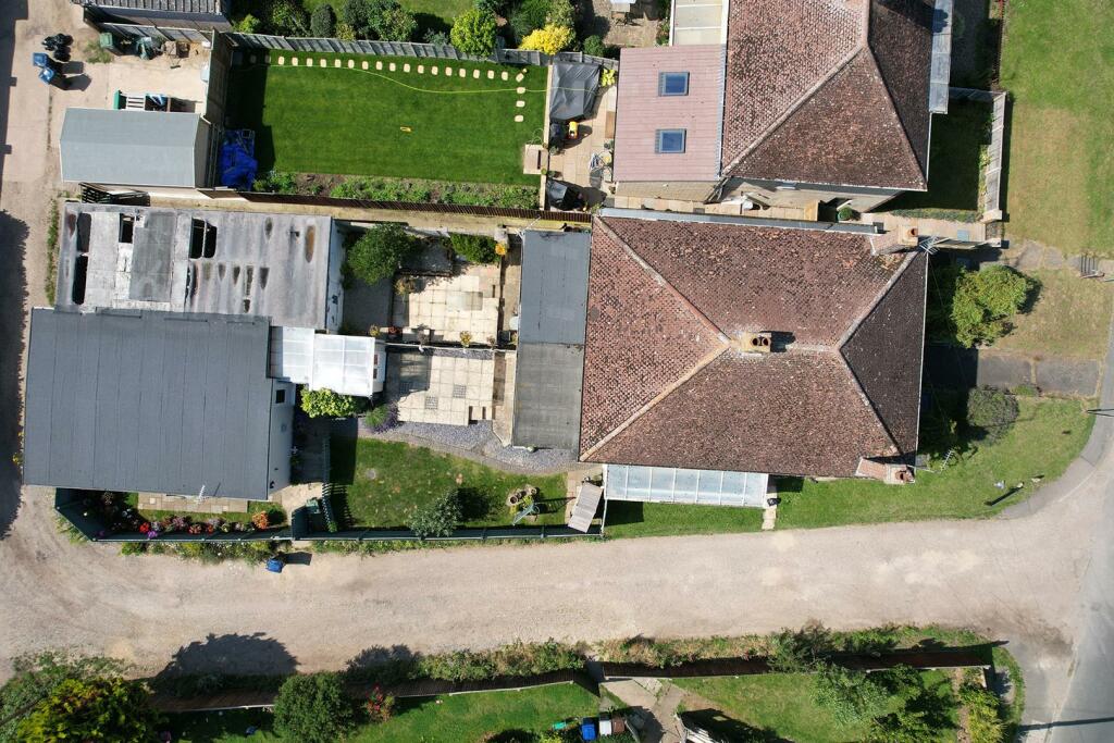 Additional image 23 of New Cheveley Road, Newmarket