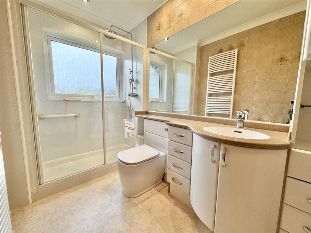 Additional image 13 of Blencow