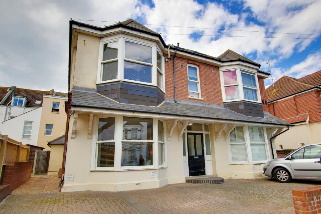 Queens Road, Worthing, West Sussex, BN11