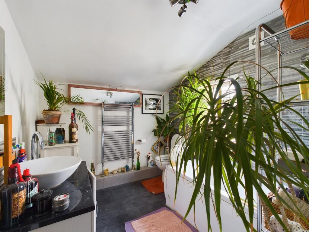 Additional image 16 of Neath Road, Whitehall