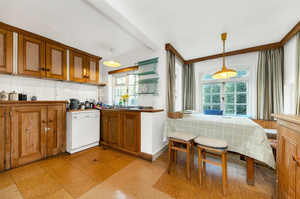 Additional image 5 of Selwyn Gardens, Cambridge, Cambridgeshire