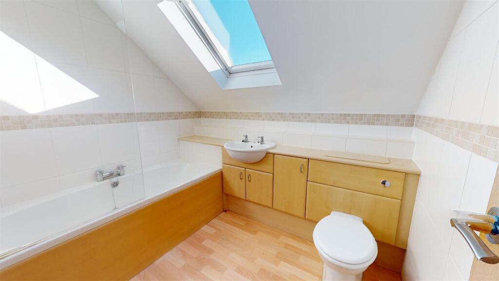 Additional image 13 of The Avenue, Clayton, Bradford