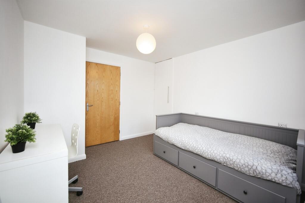 Additional image 29 of Gloucester Close, Redditch
