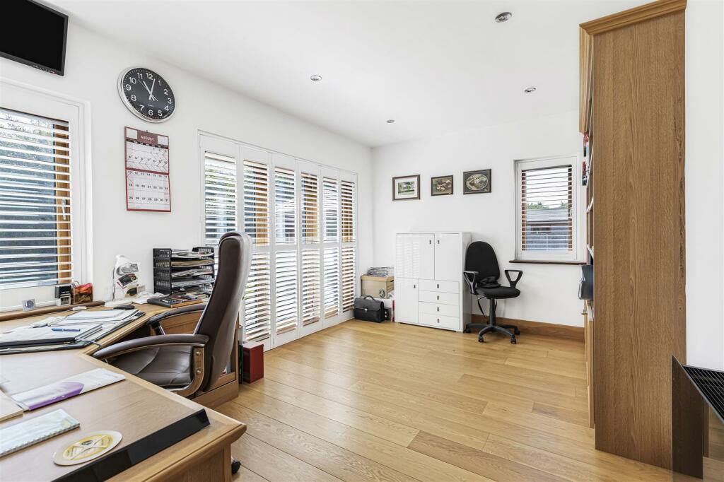 Additional image 21 of Broadway, Bourn