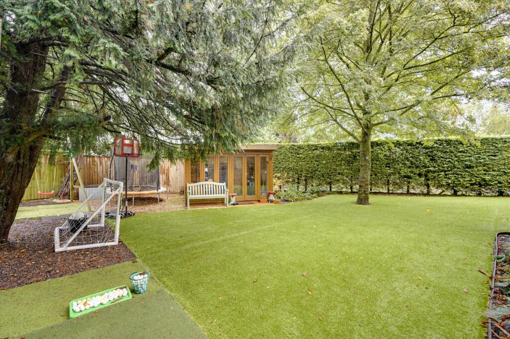 Additional image 12 of Arborfield Drive, Newmarket, CB8