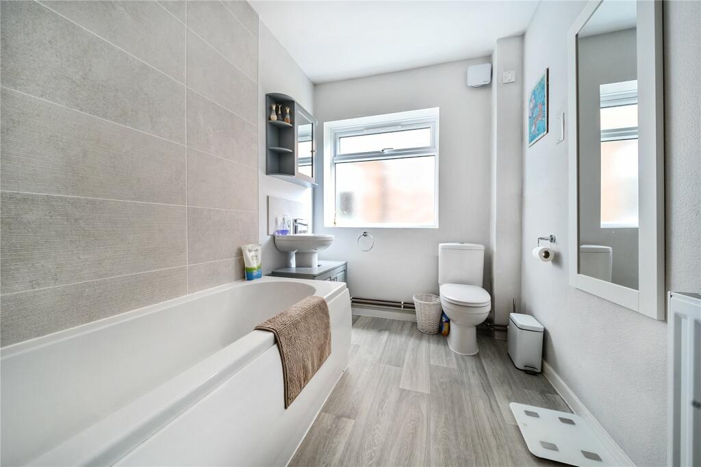 Additional image 8 of Bridlemere Court, Newmarket, CB8