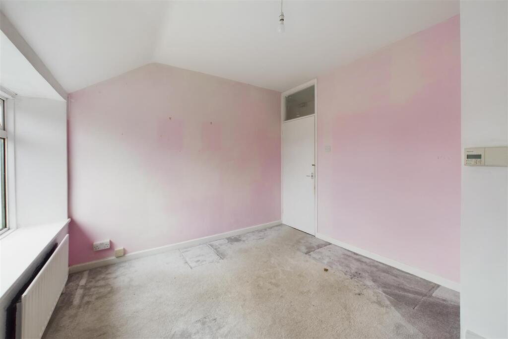 Additional image 16 of UPDATING | LARGE GARDEN | SHEPTON MALLET