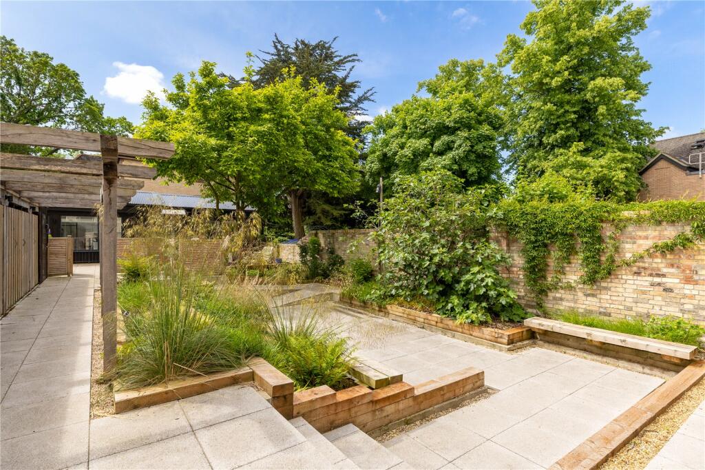 Additional image 13 of Barton Road, Cambridge, Cambridgeshire