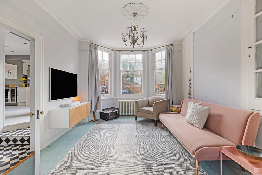 Additional image 8 of King Henrys Road, Lewes, BN7