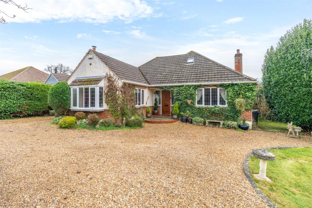 Primary image of Broomhill, Wimborne, Dorset, BH21
