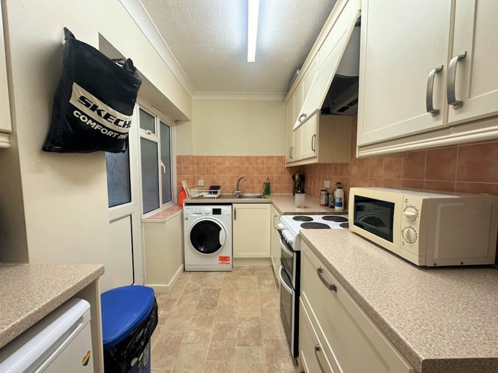 Additional image 9 of 26 Eaton Court, Eaton Gardens, Hove, BN3 3PL