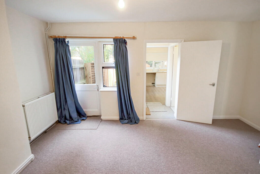 Additional image 4 of Garden Walk