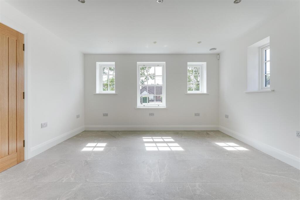 Additional image 3 of Pale Green, Helions Bumpstead, Haverhill