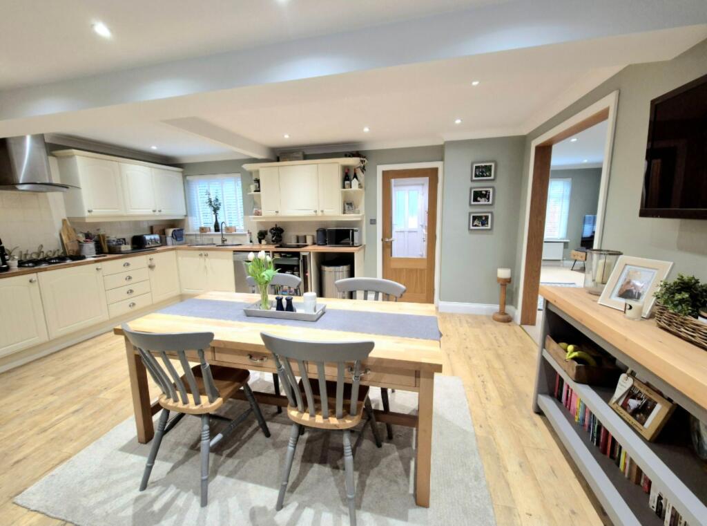 Additional image 13 of Beck Riggs, Brampton, CA8