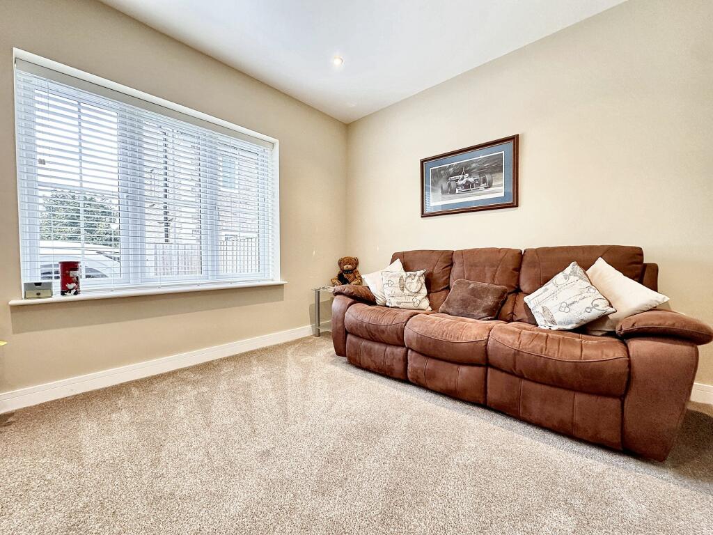 Additional image 12 of Sunny Mount, Cargo, CA6