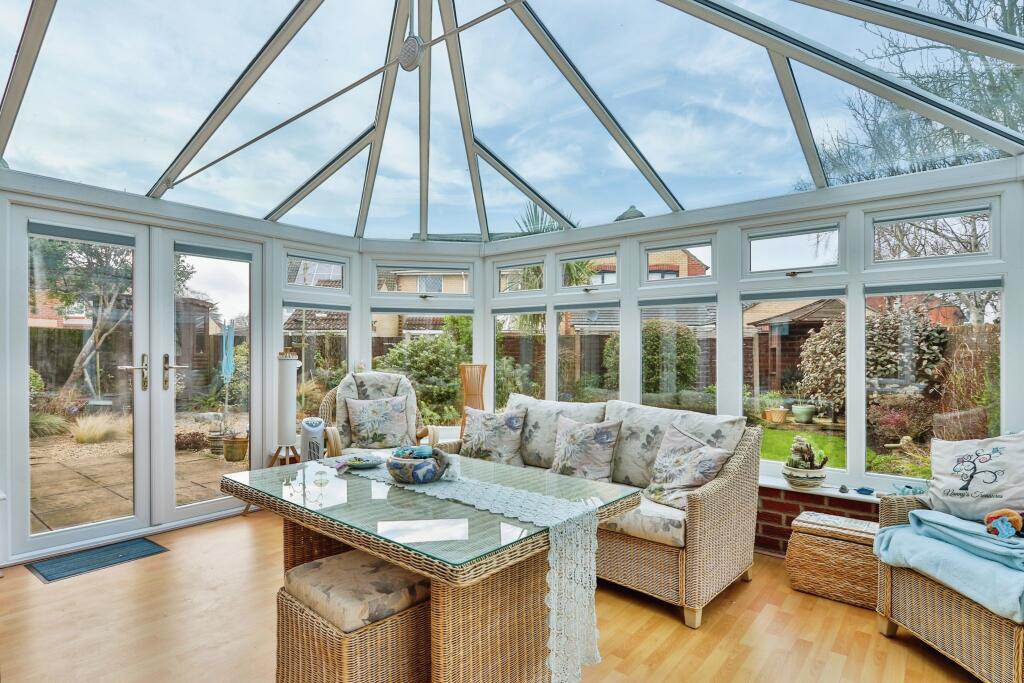 Additional image 9 of Landford Gardens, THROOP, Bounemouth, Dorset, BH8