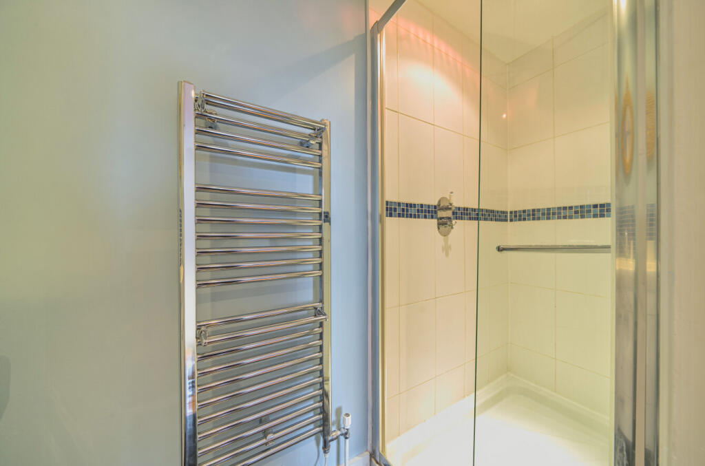 Additional image 25 of Crescent Road, Bromley, BR1