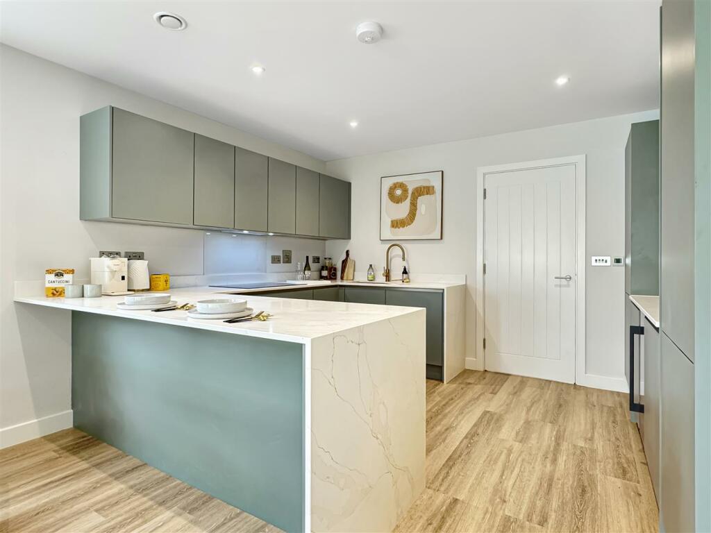 Additional image 6 of Green Court, Chesterton, Cambridge