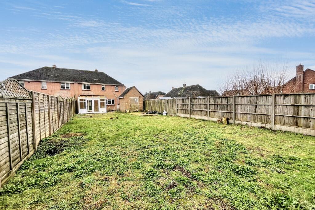 Additional image 2 of Wool