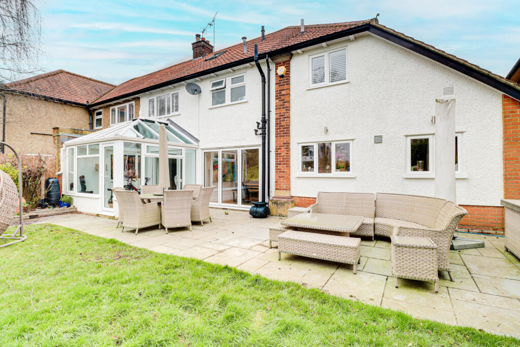 Additional image 24 of Roundwood Park, Harpenden, Hertfordshire, AL5