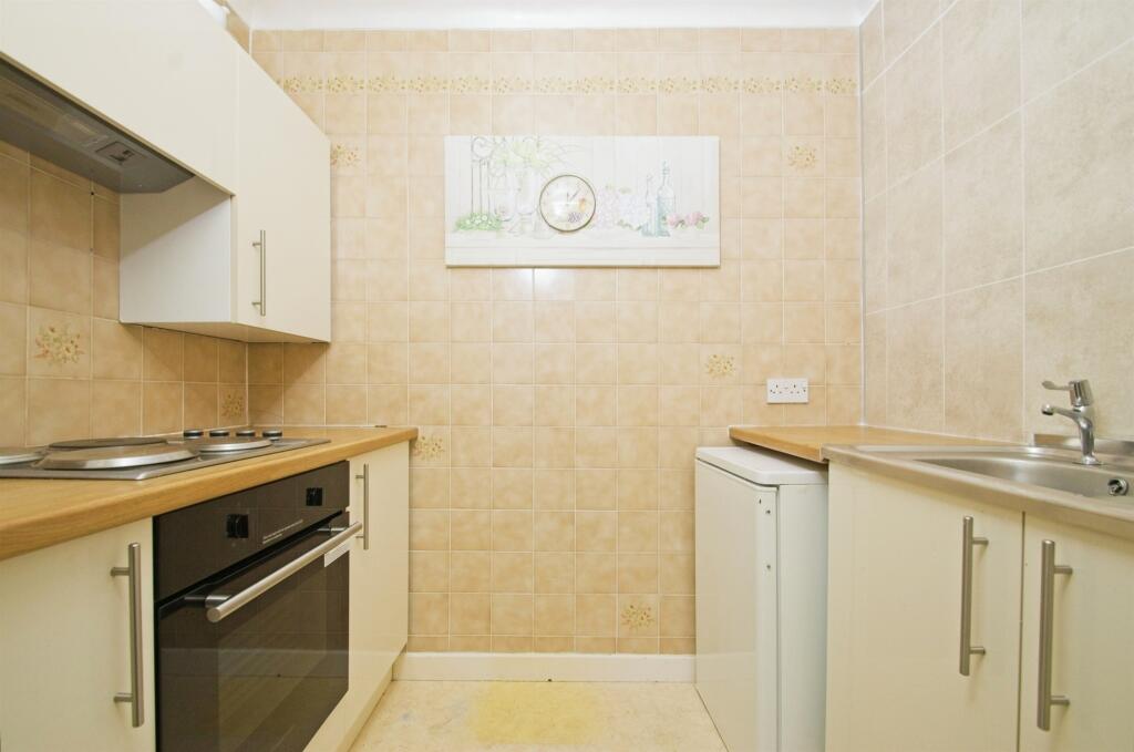 Additional image 4 of Heol Hir, Llanishen, Cardiff