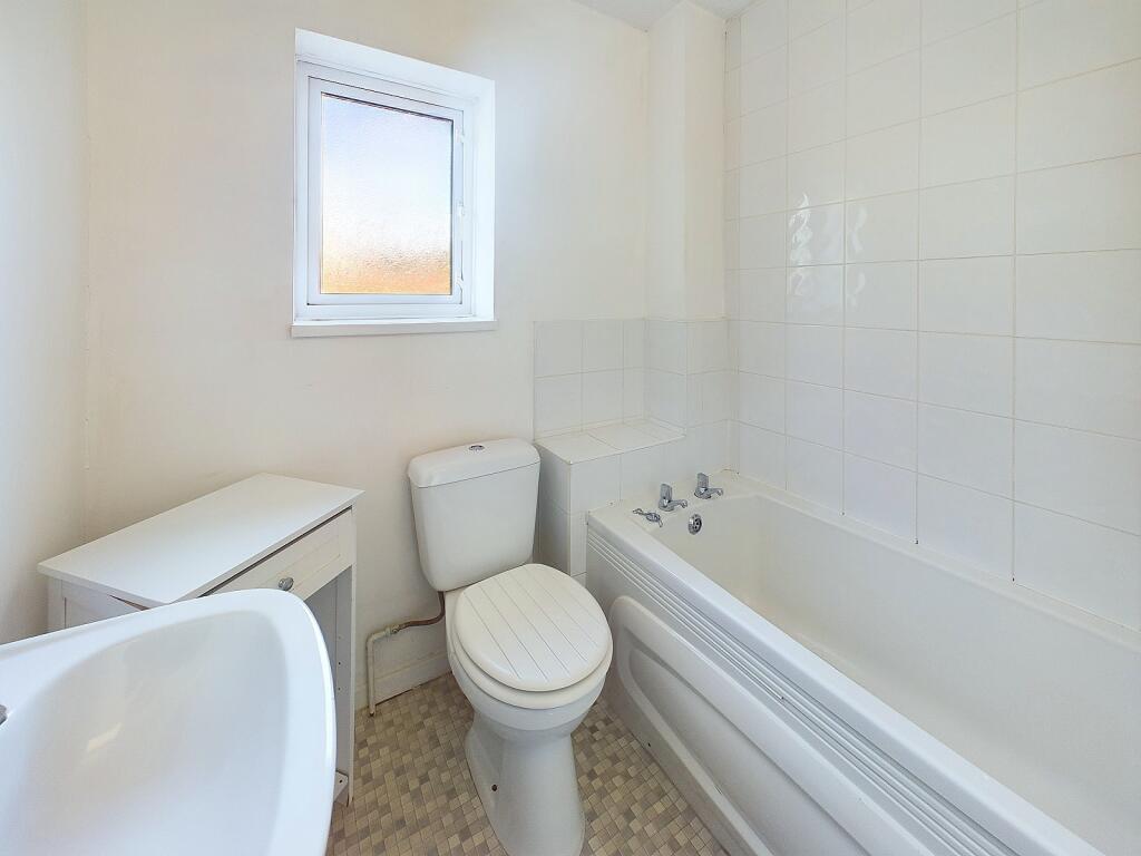 Additional image 5 of Spring Grove, Thornhill, Cardiff. CF14