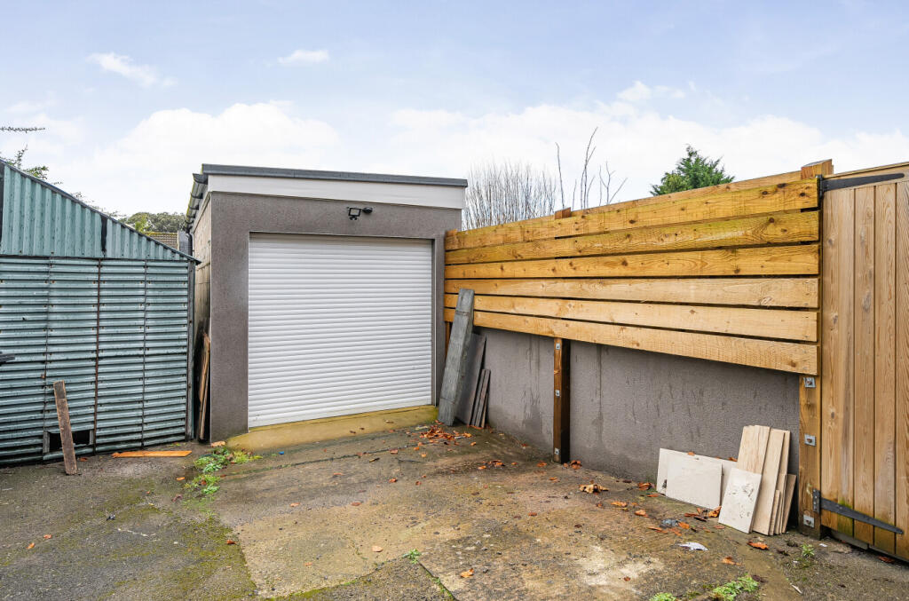 Additional image 21 of Merriman Road, Street, BA16