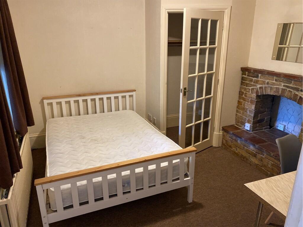 Additional image 5 of Cardigan Road, BH9 - Detached, 4 Bedroom Student House