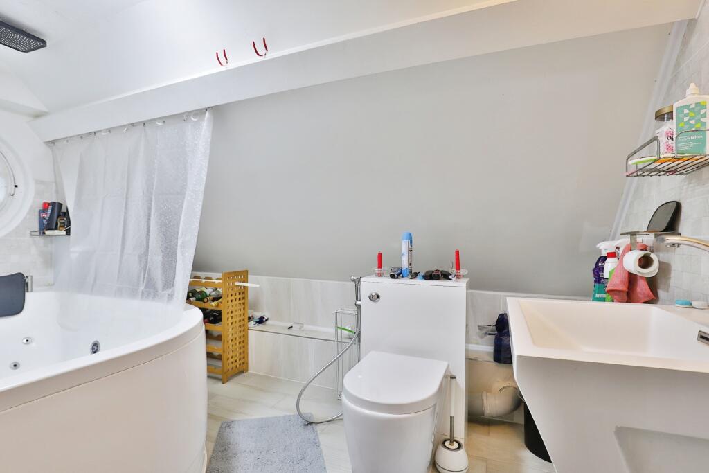 Additional image 14 of Queens Park Avenue, BOURNEMOUTH, Dorset, BH8