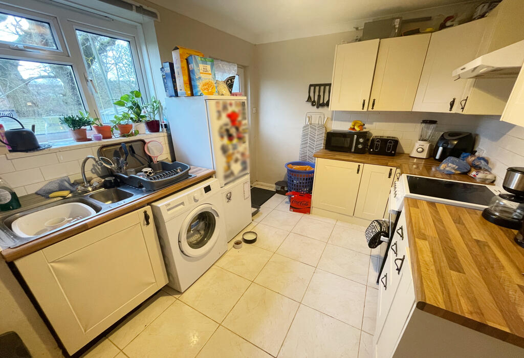 Additional image 5 of Long Road, Bournemouth, Dorset