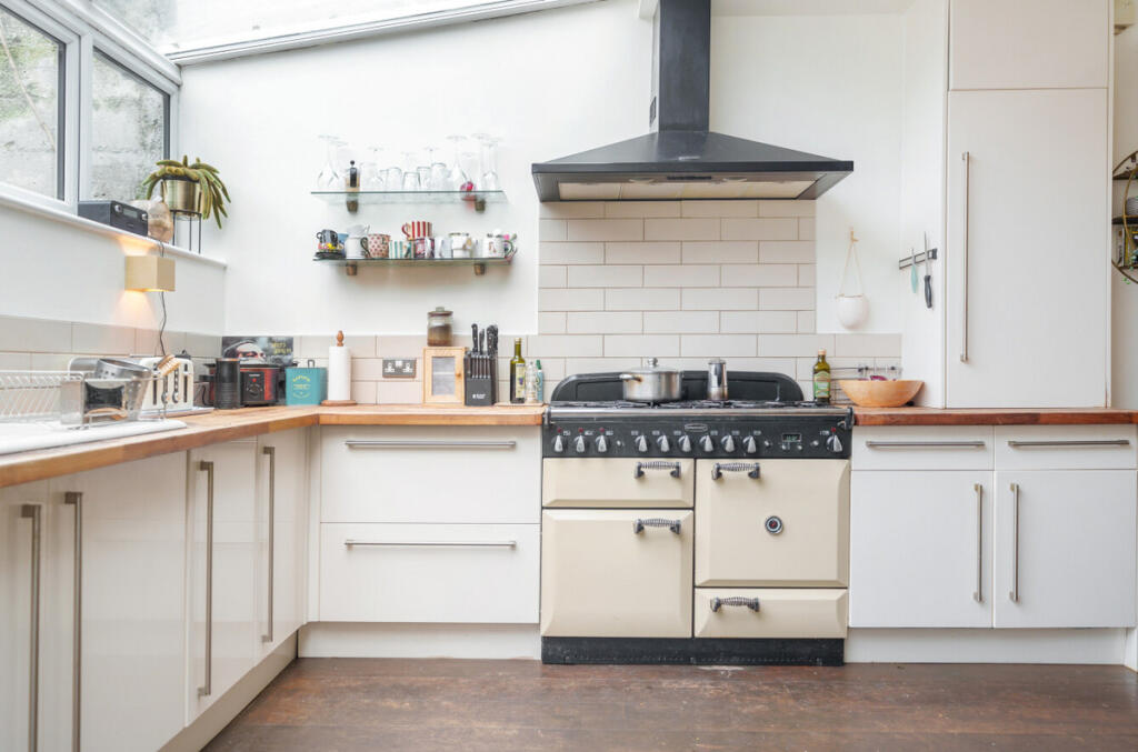 Additional image 21 of Belle Vue Gardens, Brighton, BN2