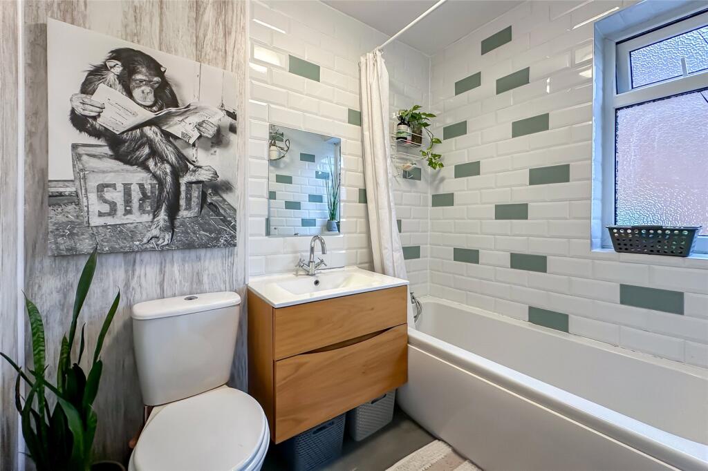 Additional image 9 of Maplefield, Park Street, St Albans, Hertfordshire,, AL2