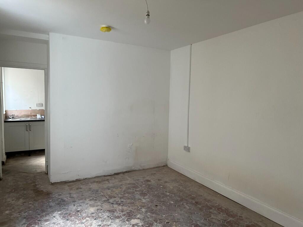 Additional image 4 of 59 Whitchurch Road, Cardiff, CF14 3JP