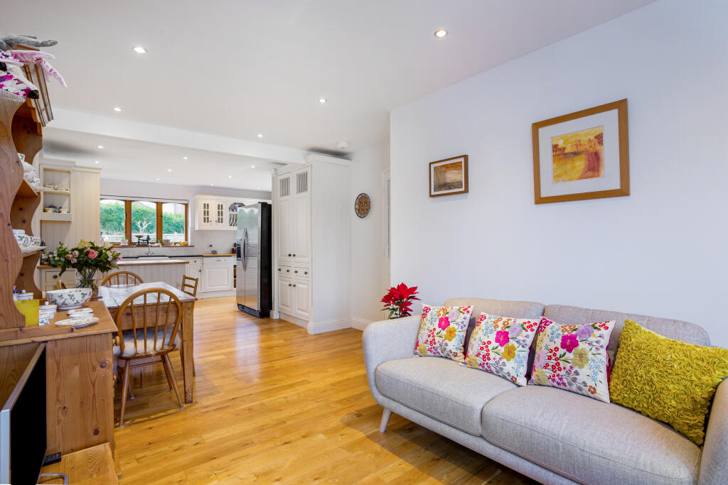 Additional image 13 of Kimpton Road, Wheathampstead, AL4