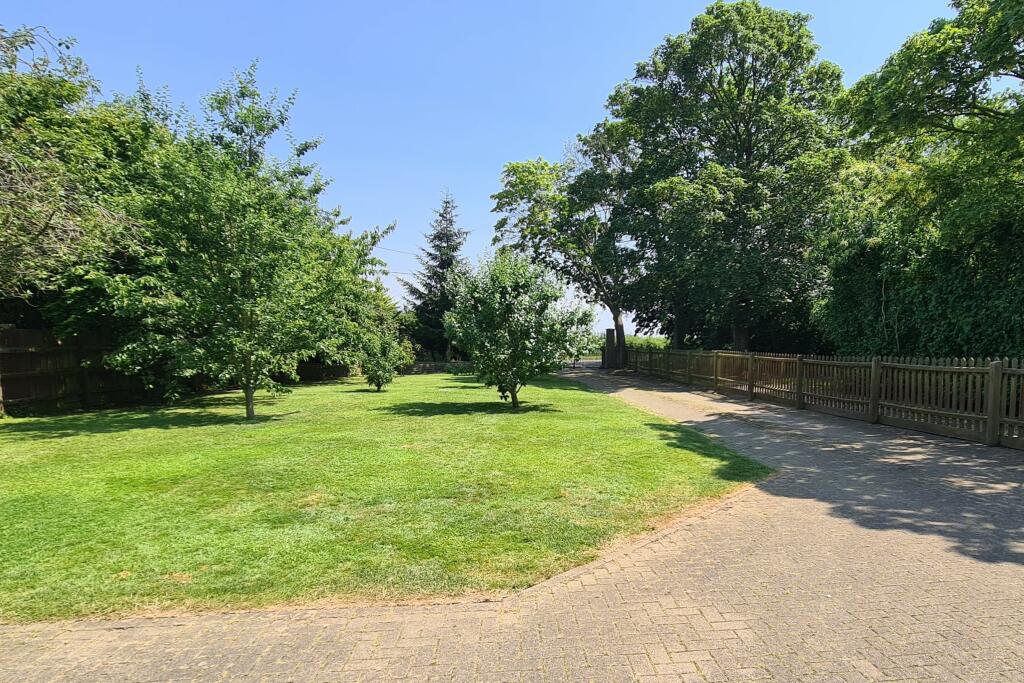 Additional image 24 of Lynn Rd, Chettisham, Ely, CB6