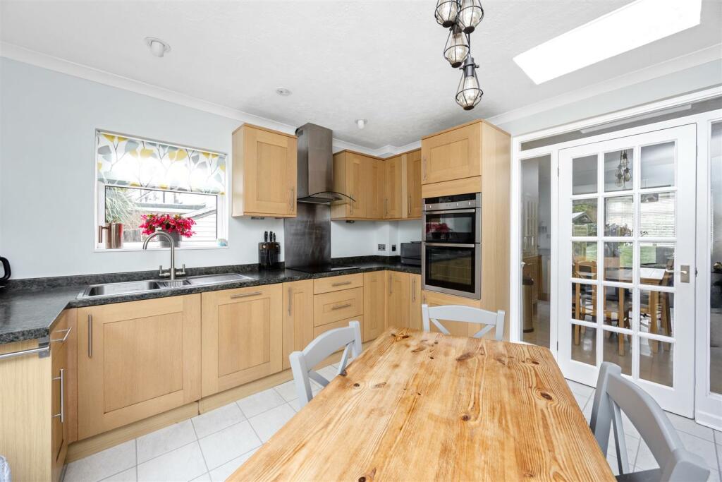 Additional image 11 of Mackie Avenue, Patcham, Brighton