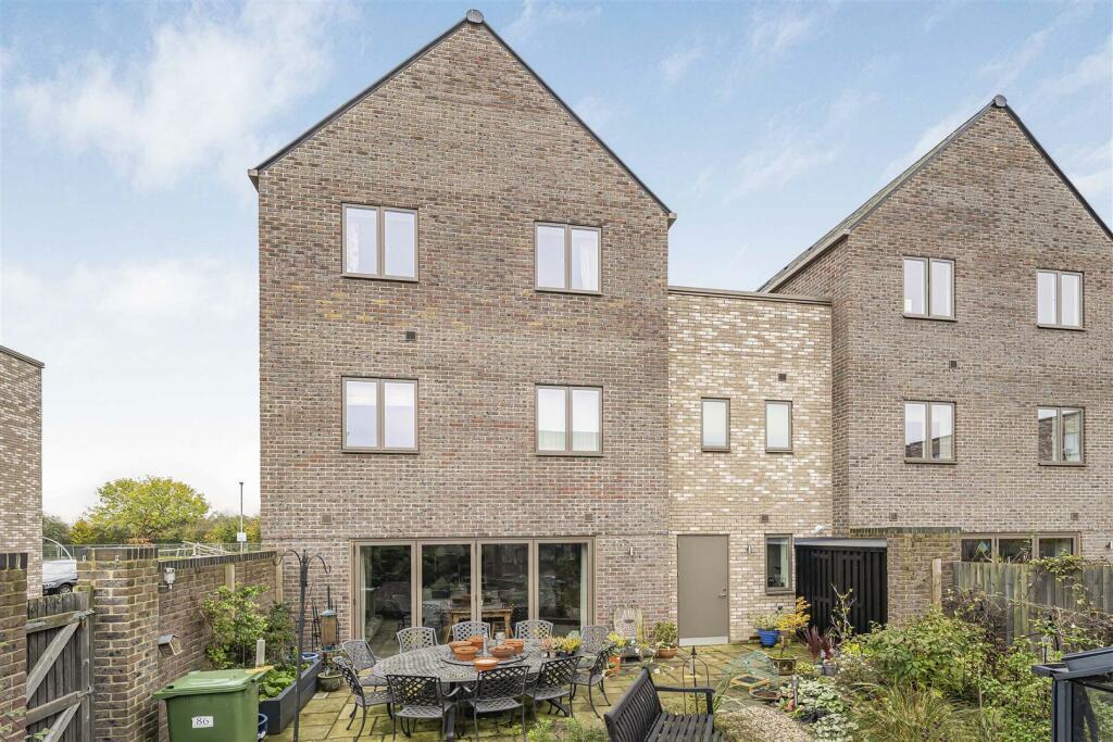 Additional image 33 of Knightly Avenue, Cambridge