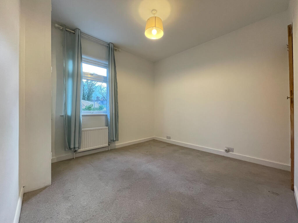 Additional image 9 of Park Avenue, Newmarket, Suffolk