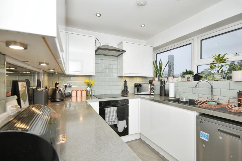 Additional image 10 of Martins Close, West Wickham, BR4