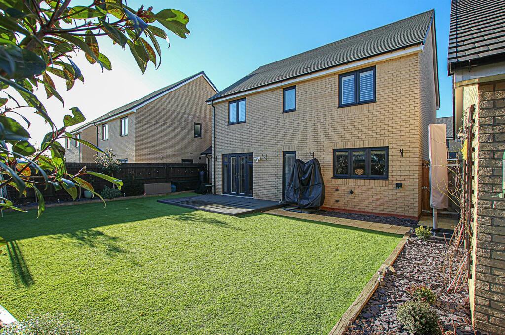 Additional image 20 of King James Close, Fordham