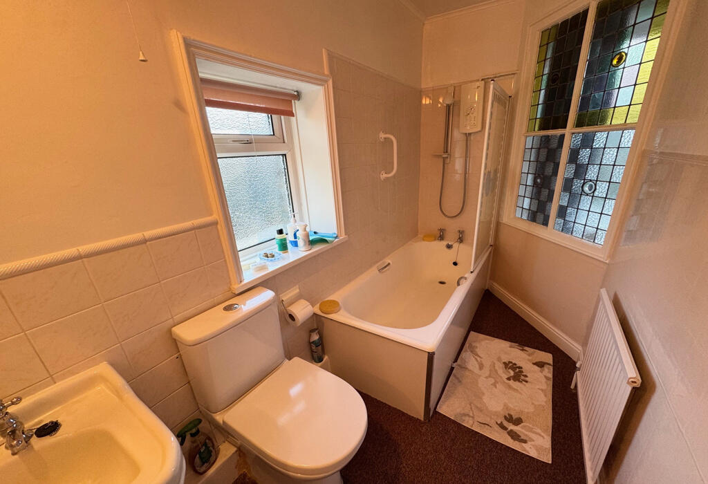 Additional image 8 of Moorhead Terrace, Moorhead, Shipley, West Yorkshire