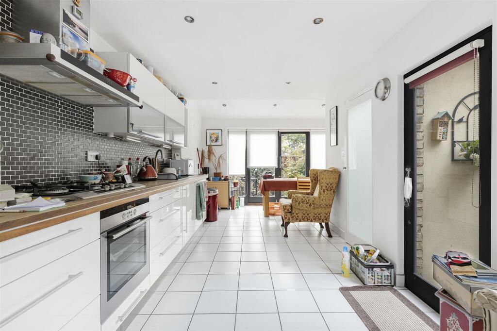 Additional image 19 of Blinco Grove, Cambridge