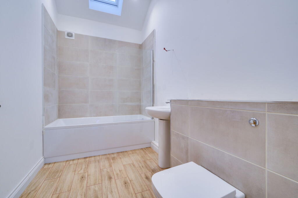 Additional image 18 of 2 The Cobblestones, New Barns Lane, Conington, Cambs