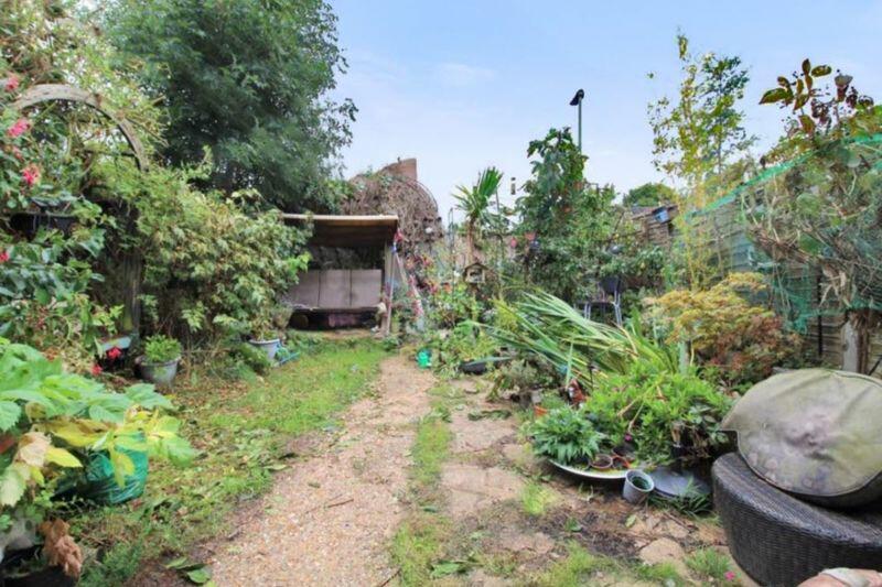 Additional image 8 of Nelson Close, New Milton, BH25